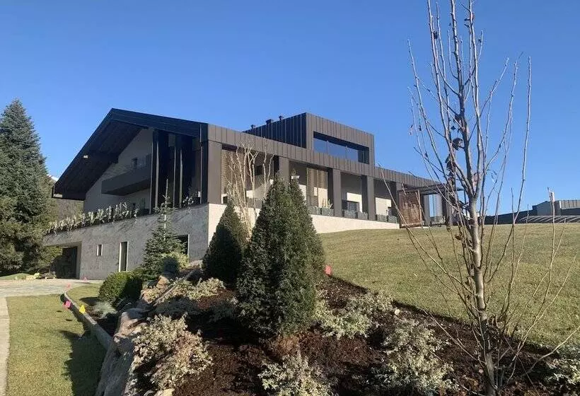 Hotelli Collina Luxury Relais