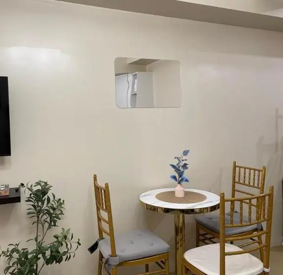 ホテル Homey Studio In Avida Towers Davao