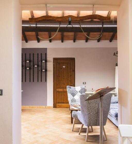 فندق Masseria Del Bosco   Podere Poderuccio