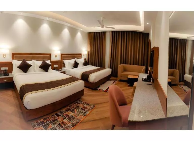 Hotelli The Grand Dewan