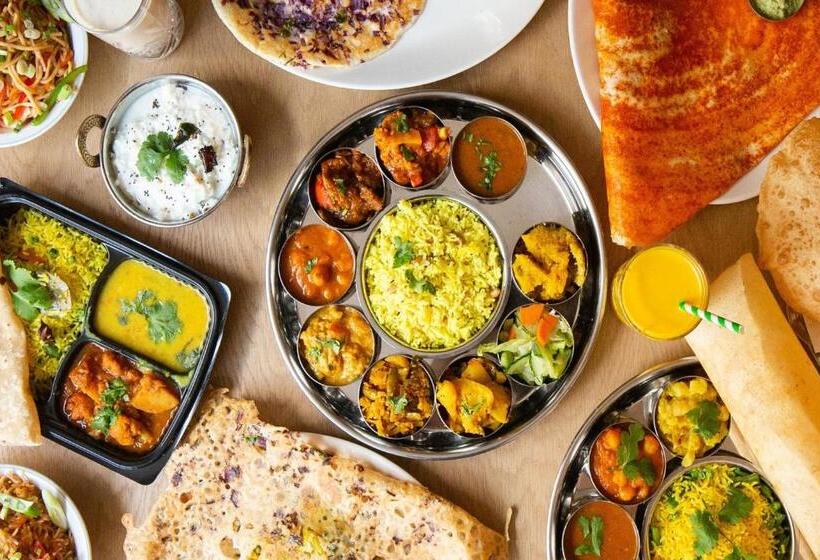 Hotel The Grand Dewan