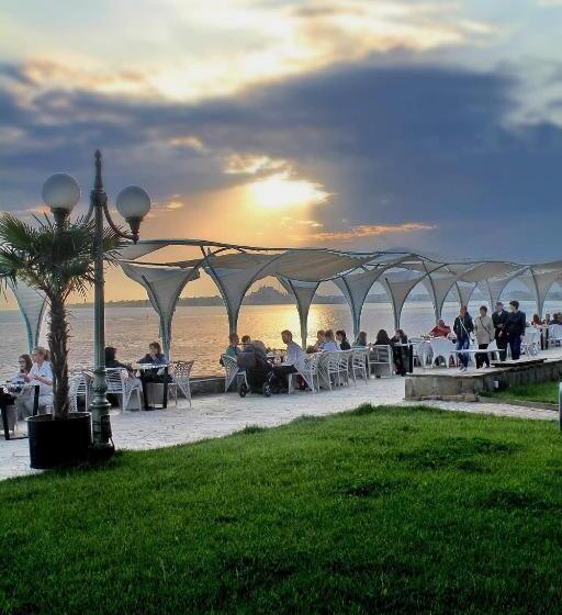 پانسیون Guest House Dani