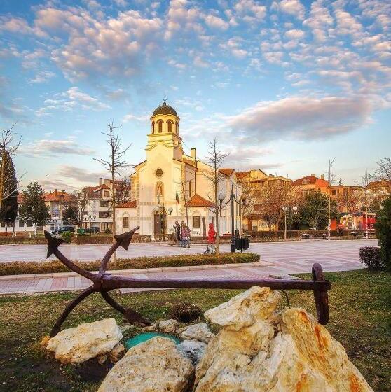 پانسیون Guest House Dani