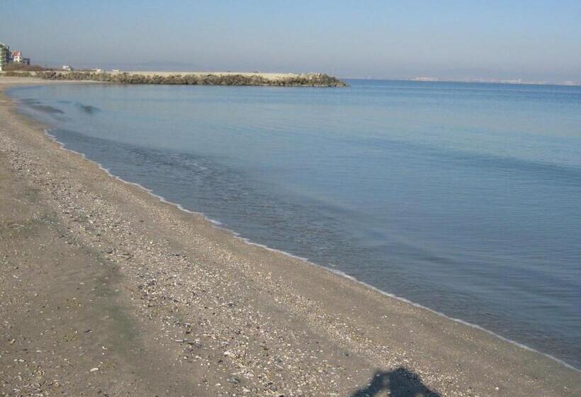 پانسیون Guest House Dani