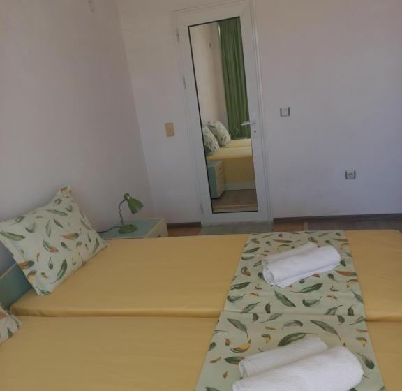 پانسیون Guest House Dani