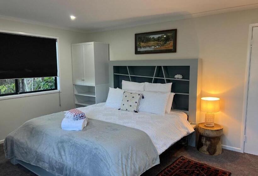 بنسيون Hillside Retreat Guest House