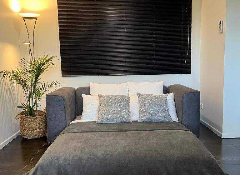 بنسيون Hillside Retreat Guest House