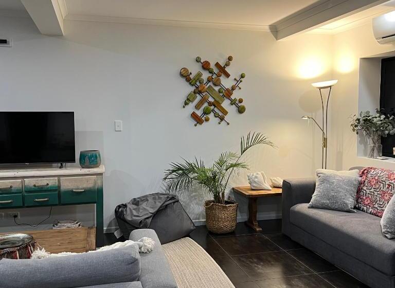 بنسيون Hillside Retreat Guest House