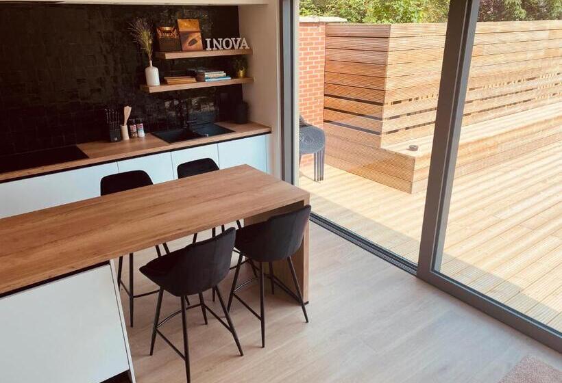 پانسیون Inova Guesthouse