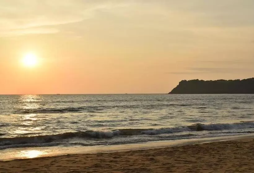 ペンション Island Private Beach Retreat   Gokarna