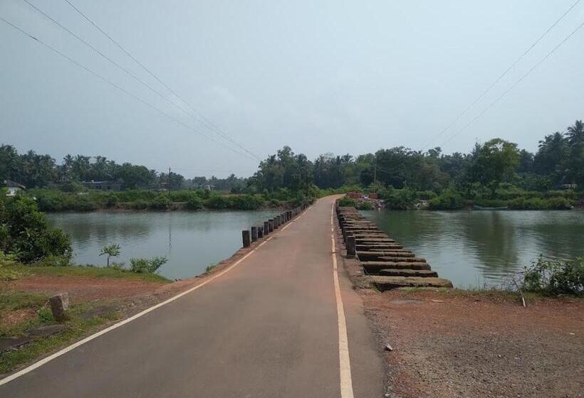 펜션 Island Private Beach Retreat   Gokarna