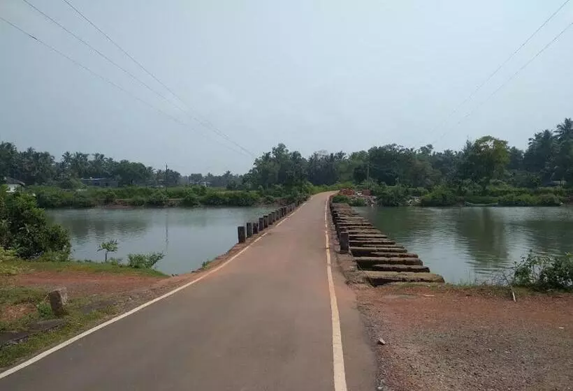 ペンション Island Private Beach Retreat   Gokarna