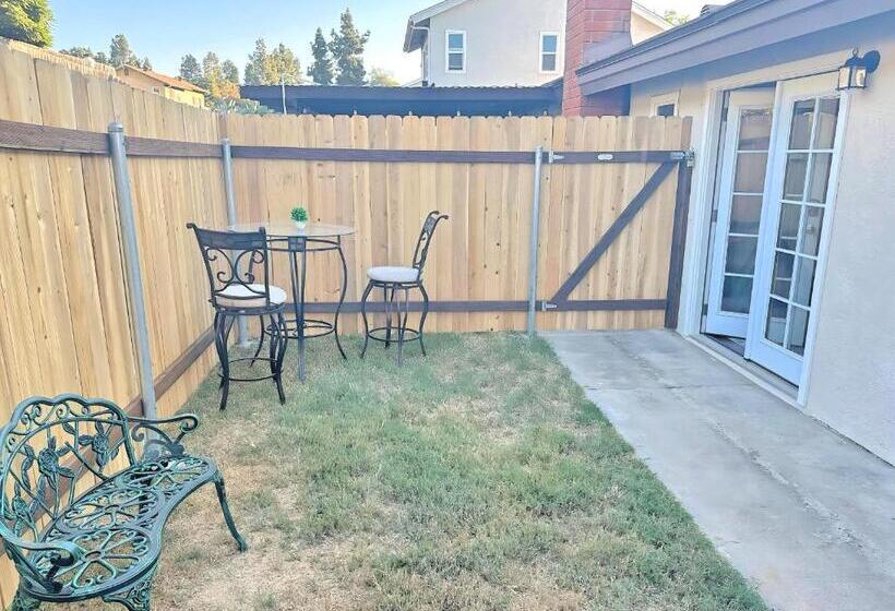 פנסיון Magiq Private Master En Suite W Private Bathroom Private Entrance Patio Yard No Shared Spaces