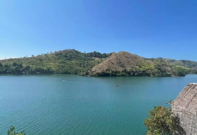 Lomakeskus Borac Bay View