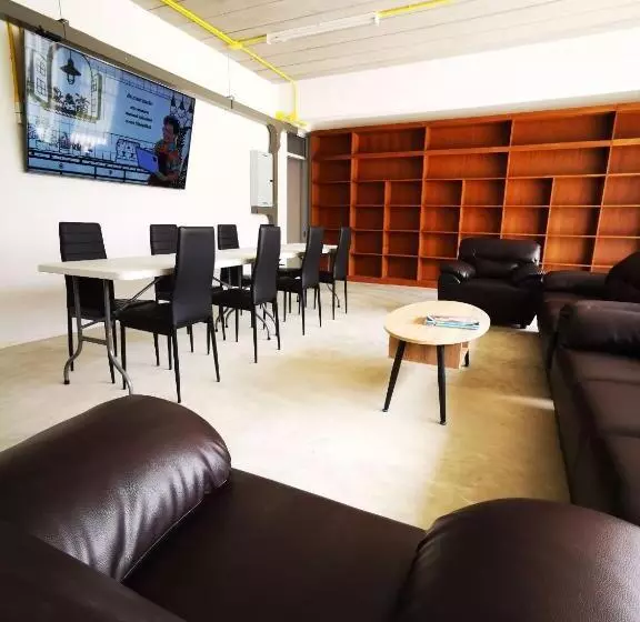 Bbvc Hostel   Collegestay