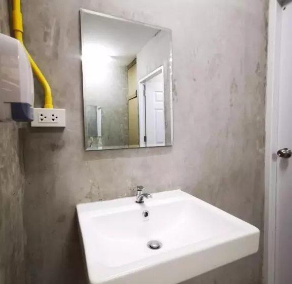 Bbvc Hostel   Collegestay