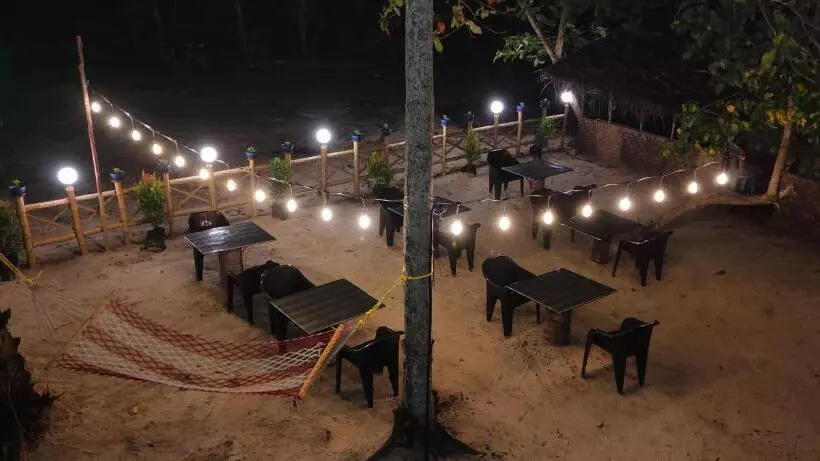 Aamiaismajoitus (B&B) Marari Blue Whale Beach House