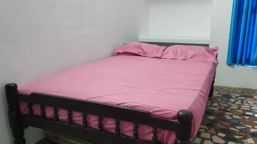 Aamiaismajoitus (B&B) Marari Blue Whale Beach House