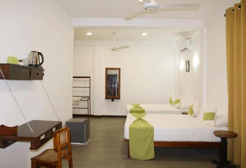 فندق Sky House Ahangama