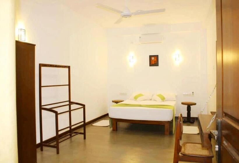 فندق Sky House Ahangama