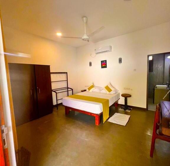 فندق Sky House Ahangama