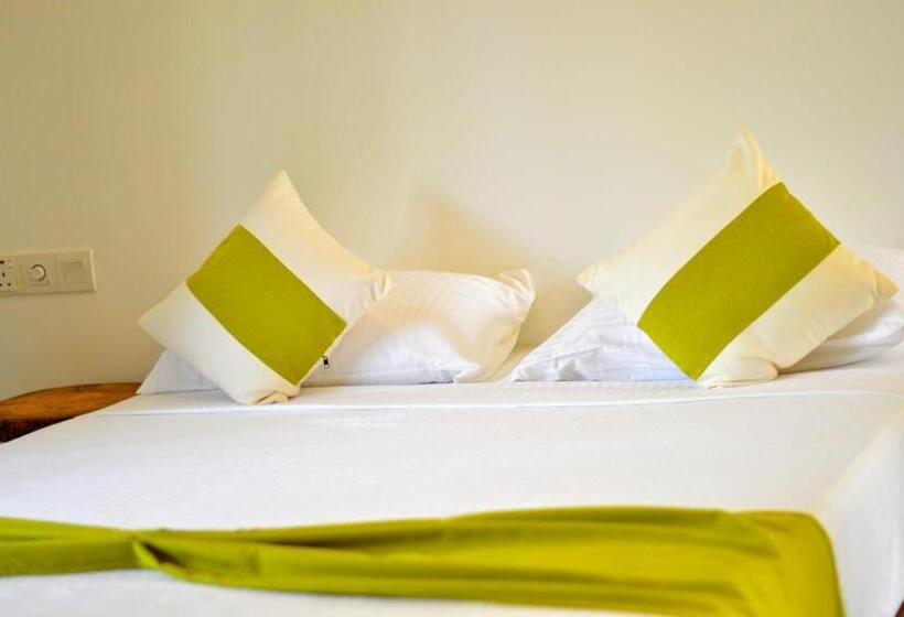 فندق Sky House Ahangama