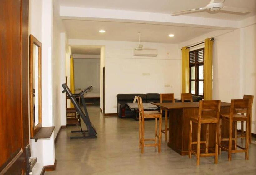 فندق Sky House Ahangama