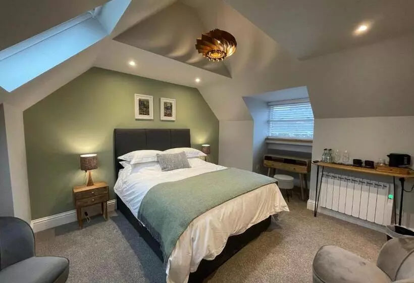 Hotelli Rooms At Allium