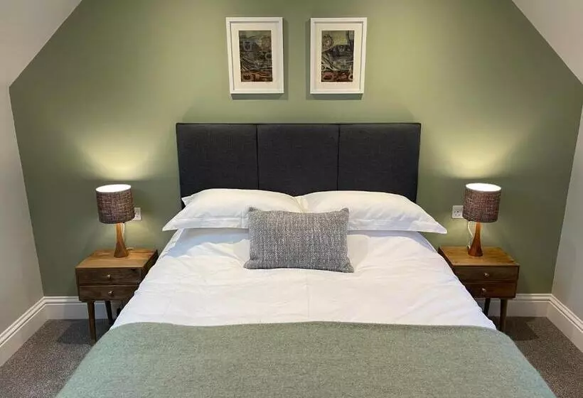 Hotelli Rooms At Allium