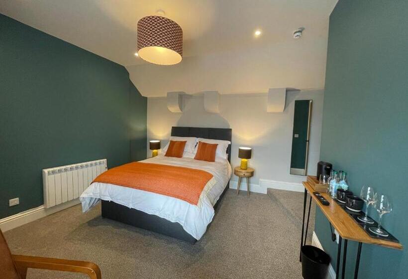 فندق Rooms At Allium