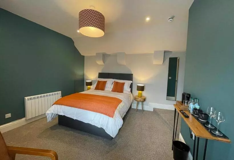 Hotelli Rooms At Allium