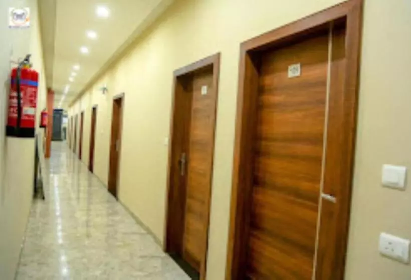 Hôtel Babylon Regency Mathura