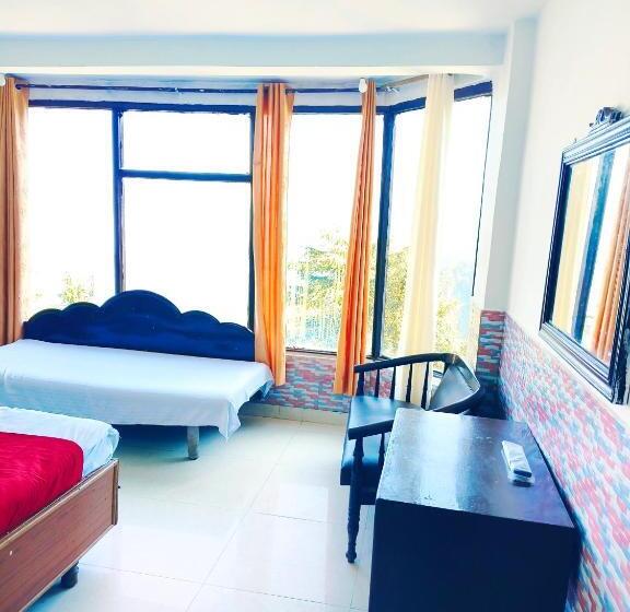 هتل Holiday Plaza Dalhousie   Near Ghandhi Chowk Mall Road