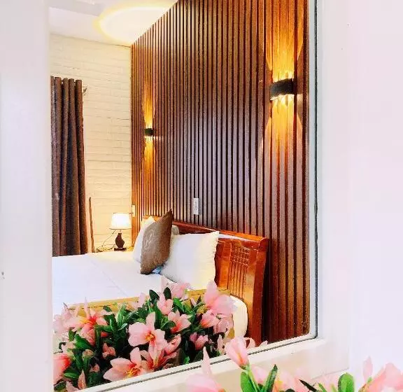 هتل Khách Sạn Huế Thơ