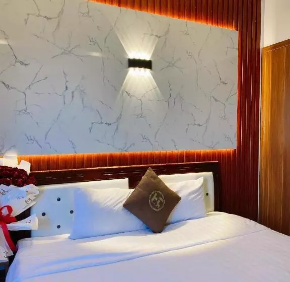 هتل Khách Sạn Huế Thơ