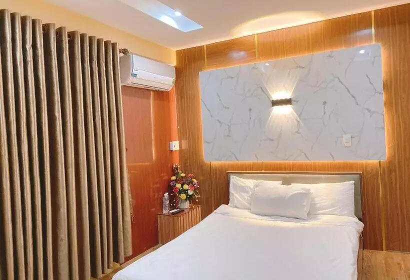 هتل Khách Sạn Huế Thơ