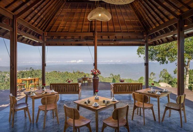 Отель Munduk Tentrem Resort