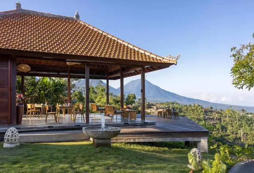 ホテル Munduk Tentrem Resort