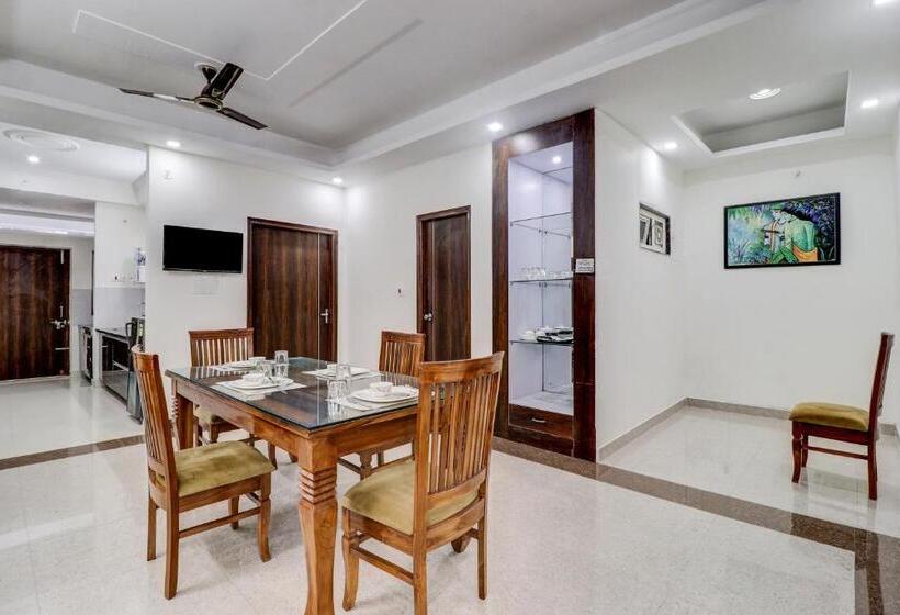 Отель Oyo Flagship Malsi Forest View Home Stay