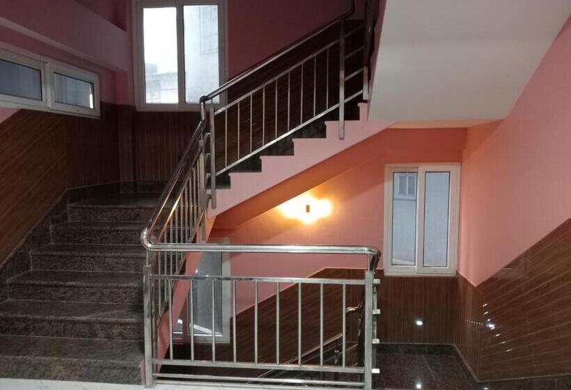 Hotel Ronak By Sardar Ji And Group