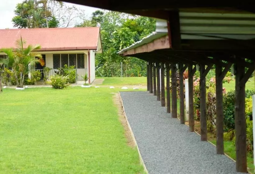 ホテル Tailevu