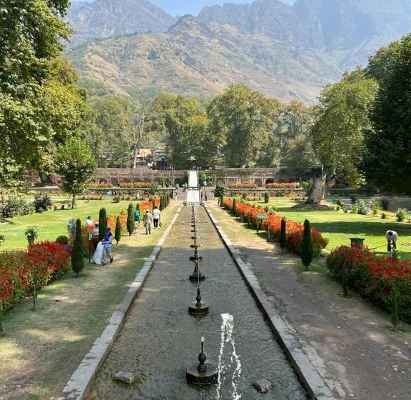 호텔 Houseboat Bendmeer Heritage