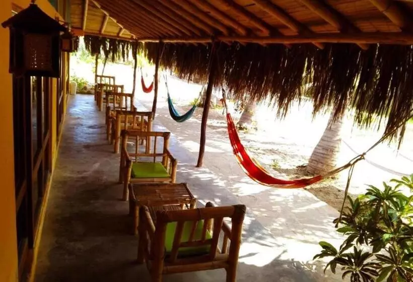 ホテル Casa Sebas Máncora   Pool Beach