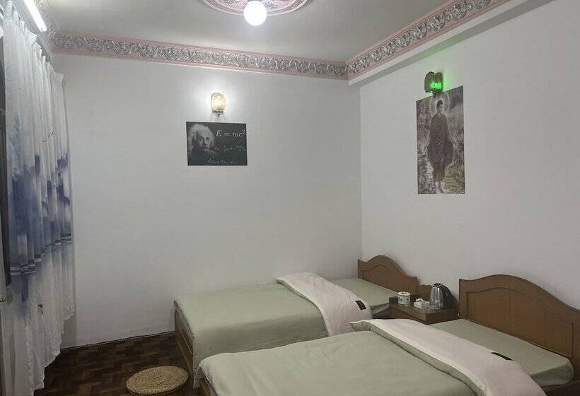 پانسیون Buddha S Family