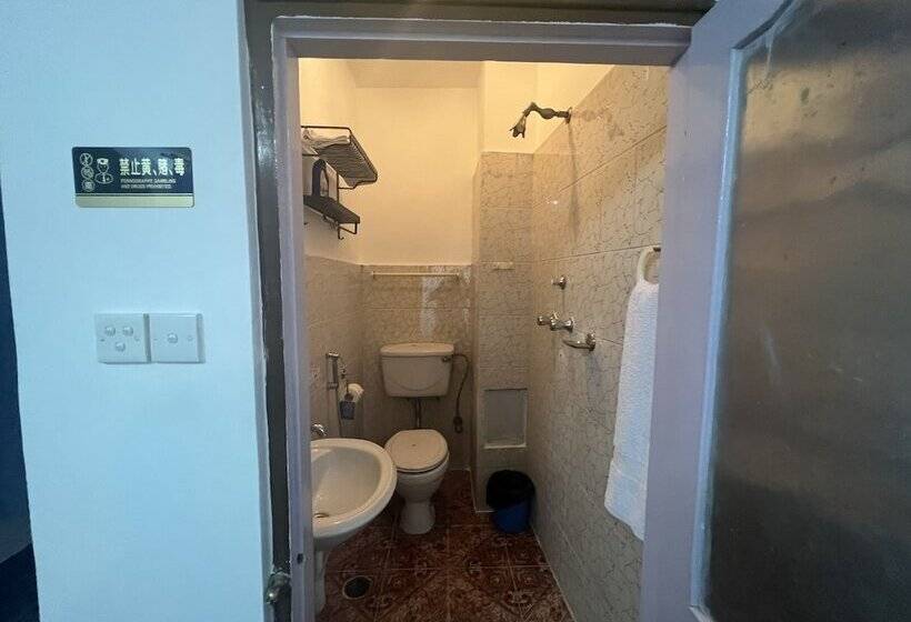 پانسیون Buddha S Family