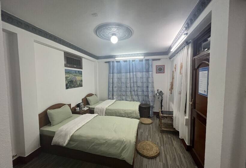 پانسیون Buddha S Family