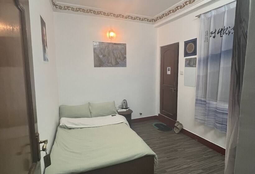 پانسیون Buddha S Family