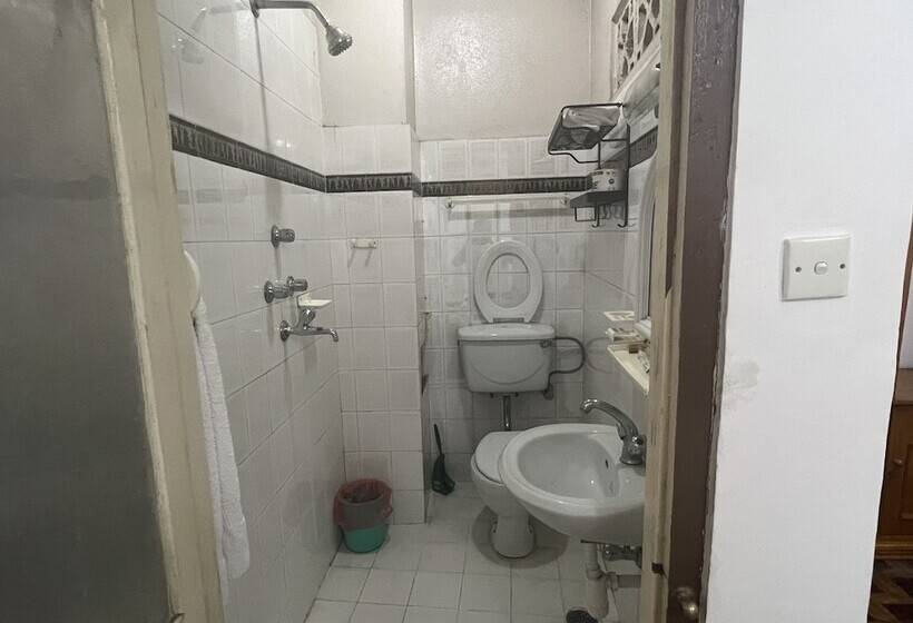 پانسیون Buddha S Family