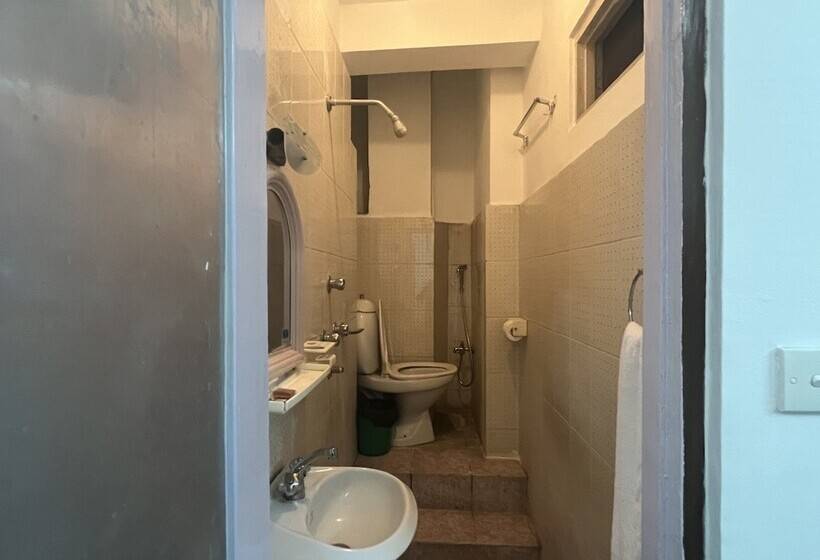 پانسیون Buddha S Family