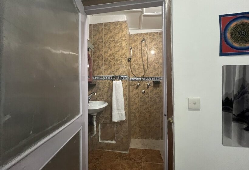 پانسیون Buddha S Family